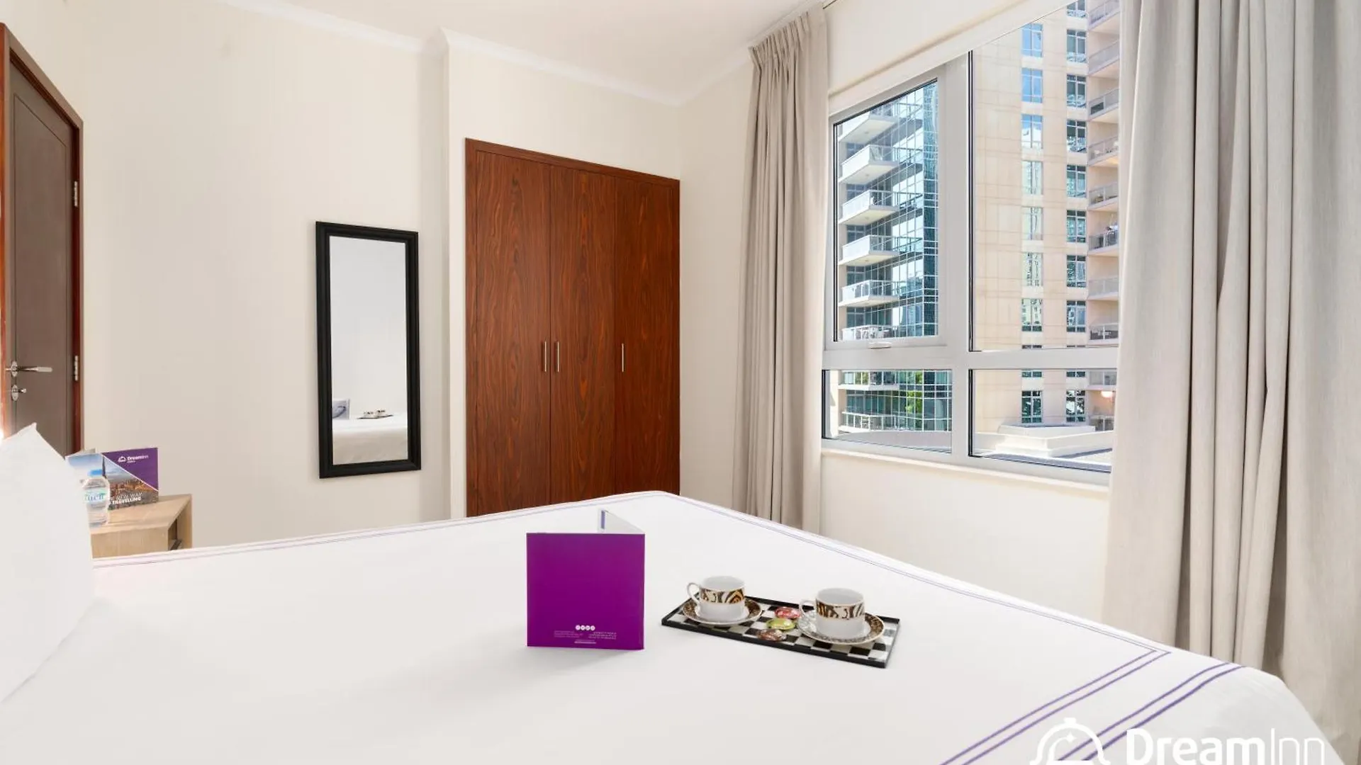 Dream Inn Apartments - Burj Residences Burj Khalifa View Ντουμπάι 0*,